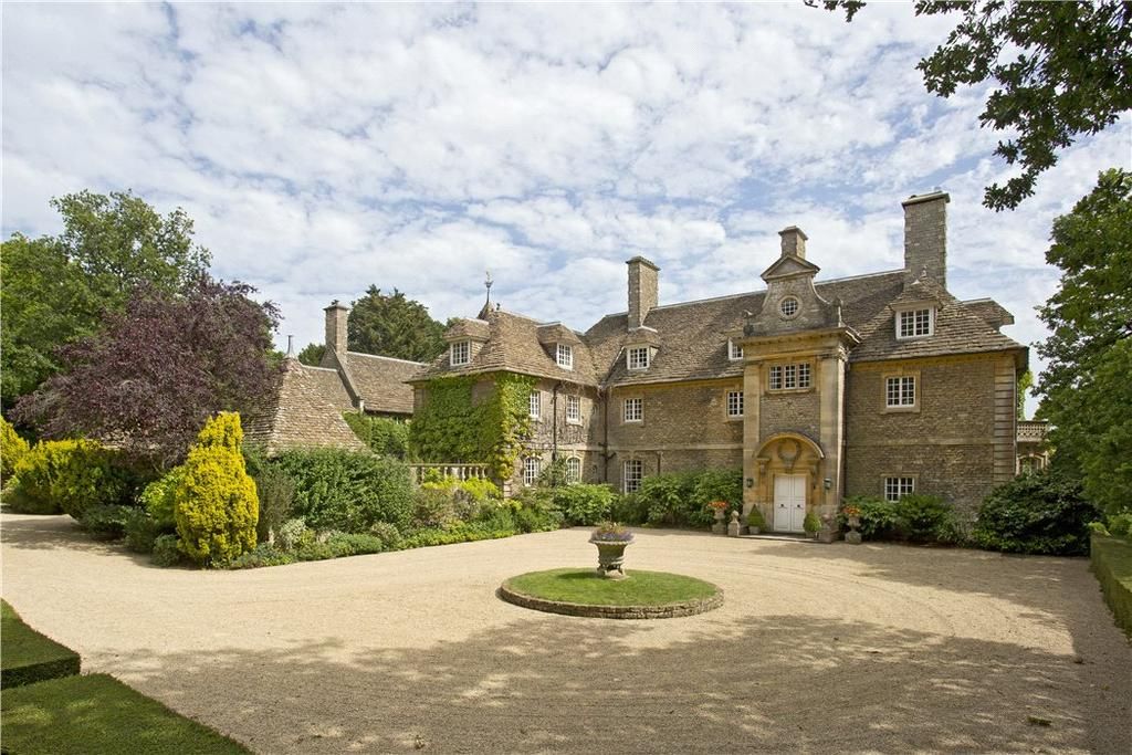 Conkwell Grange 
countrylife.co.uk