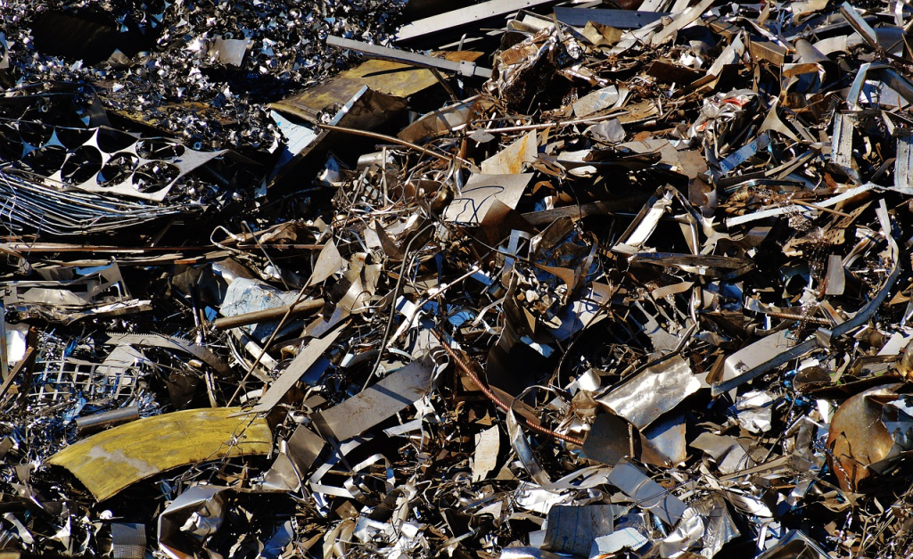 Scrap Metal: Image Alexas Fotos