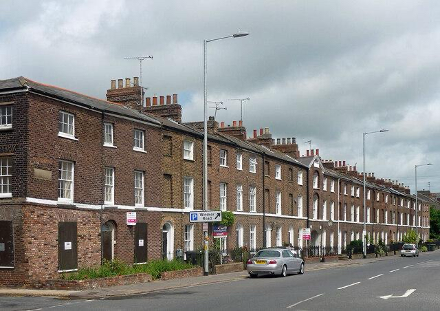 Buckingham Terrace, London Road, King's Lynn. A road becomes a neighbourhood.
Source: Stephen Richards